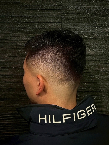 清潔感No.1！大人のフェードカット