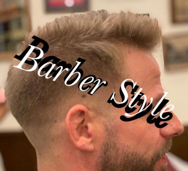 Currently trending hairstyle in Japan (fade haircut)＜Japanese barber shop in Singapore＞