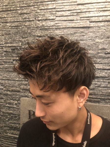 アップバング風ヘアスタイル