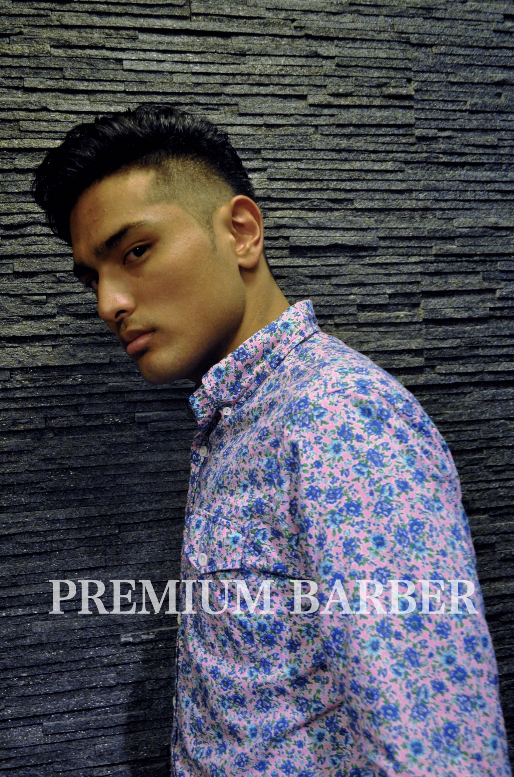髪の傷みに ブログ 赤坂店 高級理容室 床屋 ヘアサロン Premium Barber プレミアムバーバー 髪の傷みに ブログ 赤坂店 高級理容室 床屋 ヘアサロン Premium Barber プレミアムバーバー