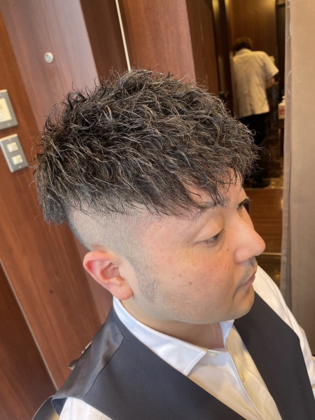 ハイフェード×ツイストスパイラルパーマ