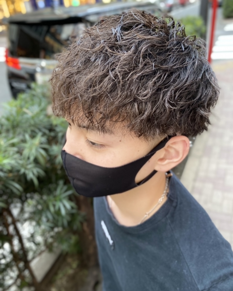 メンズパーマ 銀座メンズカット 銀座理容室 フェードカット ヘアカタログ 高級理容室 床屋 ヒロ銀座ヘアーサロン