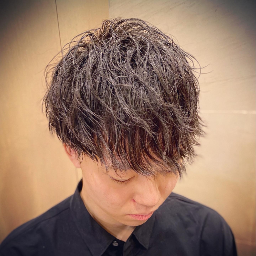 重めマッシュ ツイストスパイラルパーマ ヘアカタログ 高級理容室 床屋 ヒロ銀座ヘアーサロン 重めマッシュ ツイストスパイラルパーマ ヘアカタログ 高級理容室 床屋 ヒロ銀座ヘアーサロン