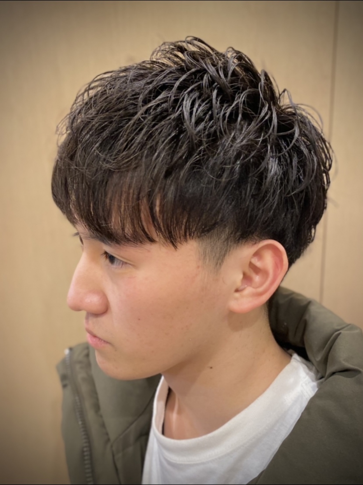 【楽々セット】形状記憶パーマ/メンズ/理容室/銀座/学割U24/｜ヘアカタログ｜高級理容室 床屋 ヒロ銀座ヘアーサロン
