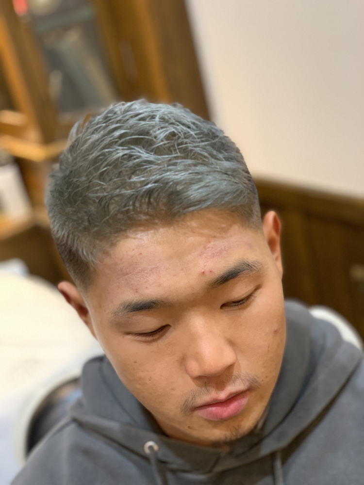 シルバーアッシュフェード ヘアカタログ 高級理容室 床屋 ヒロ銀座ヘアーサロン