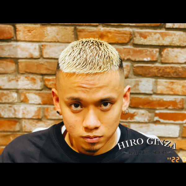 金髪ショート ヘアカタログ 高級理容室 床屋 ヒロ銀座ヘアーサロン