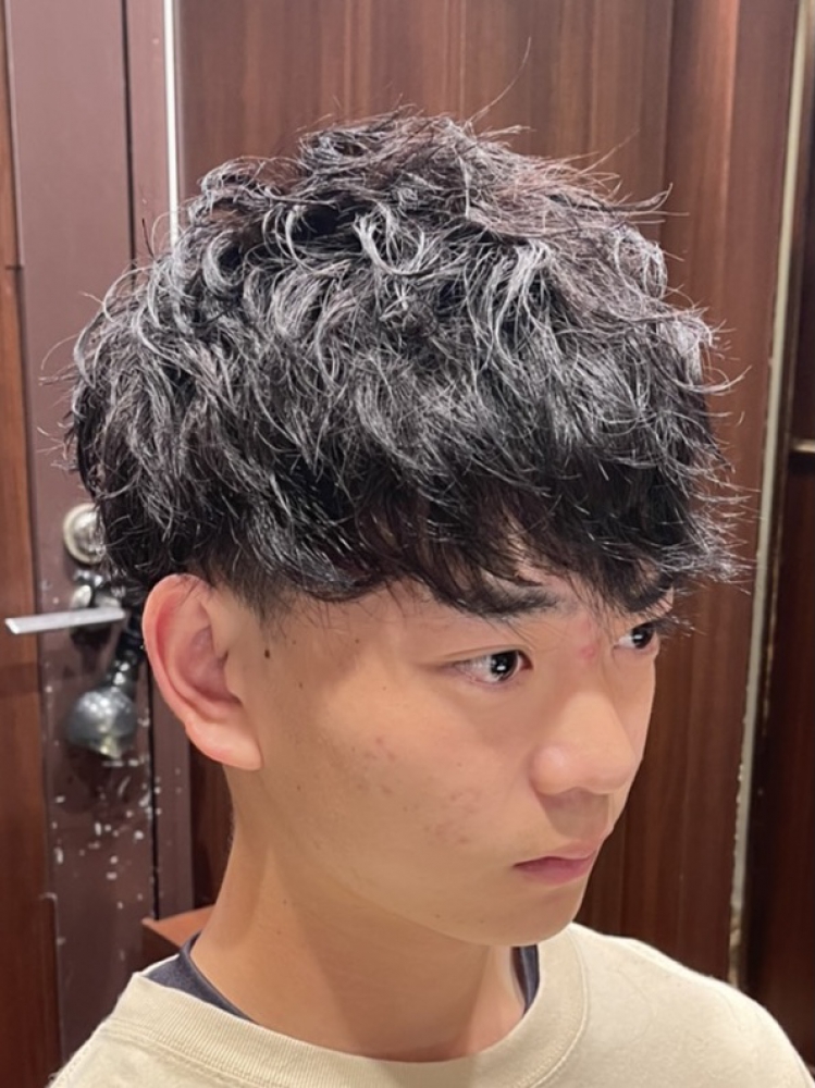 ソフトツイスト マッシュ｜ヘアカタログ｜高級理容室 床屋 ヒロ銀座ヘアーサロン