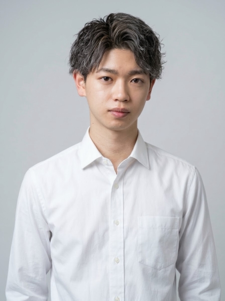 秋は自然なメンズパーマ