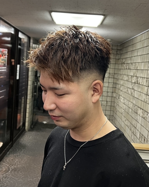 アップバングスキンフェード