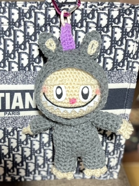 母作「ラブブ」