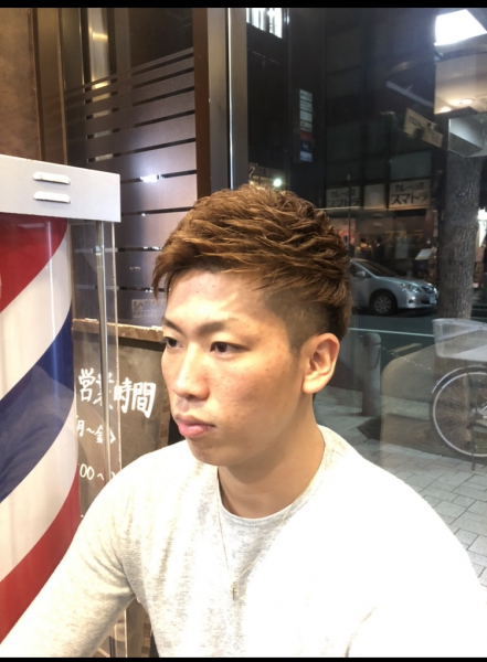 アシメ風ショート ヘアカタログ 高級理容室 床屋 ヒロ銀座ヘアーサロン