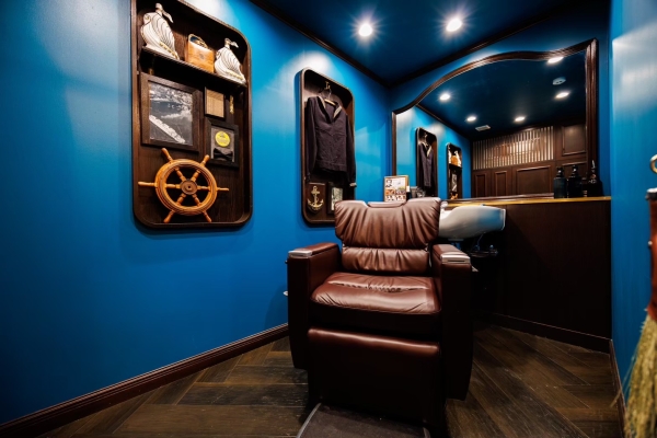 【本店とはまた違った、落ち着きのある空間をお求めの方へ】