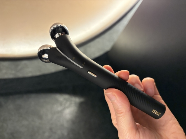 マンハッタンピーリフトで叶える目元ケア