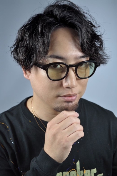 大人の色気を出すパーマ