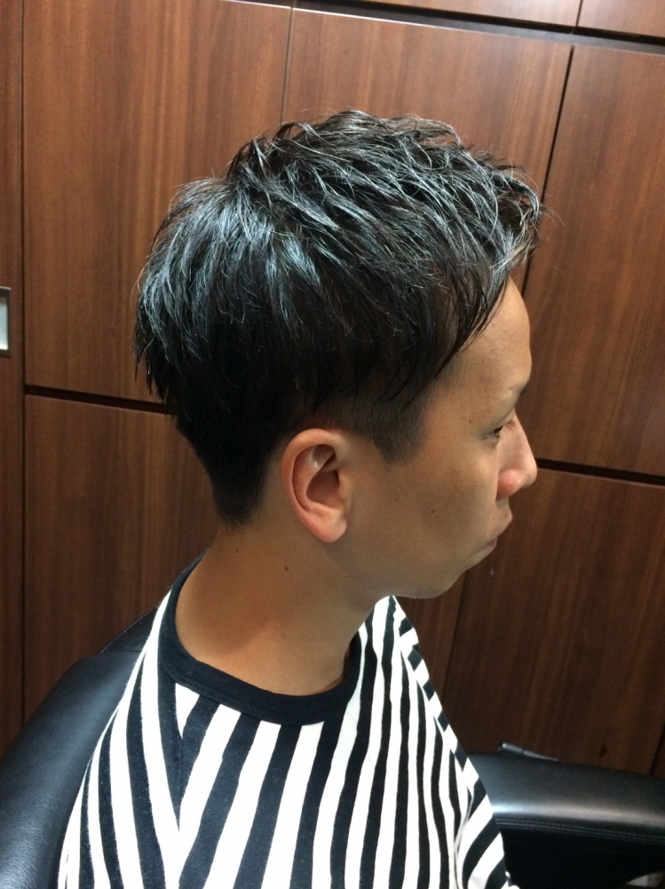 ツーブロックショート 理容室 メンズ 新橋銀座口店 ヘアカタログ 高級理容室 床屋 ヒロ銀座ヘアーサロン ツーブロックショート 理容室 メンズ 新橋銀座口店 ヘアカタログ 高級理容室 床屋 ヒロ銀座ヘアーサロン