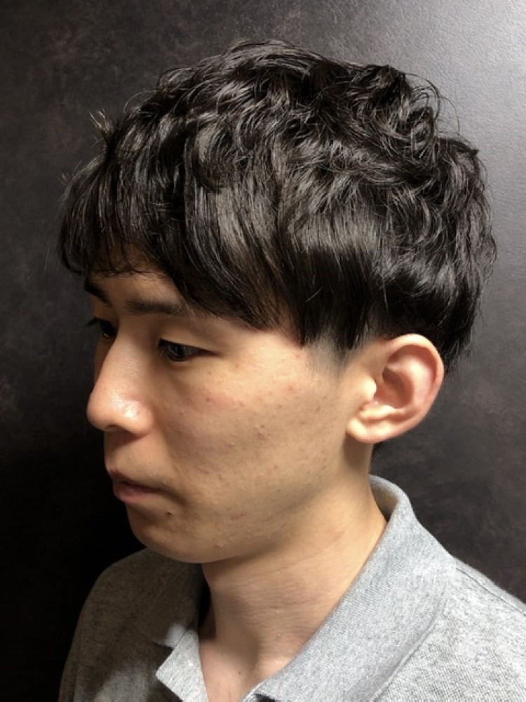ツーブロックパーマ 神田/理容室/ニュアンスパーマ｜ヘアカタログ｜高級理容室 床屋 ヒロ銀座ヘアーサロン