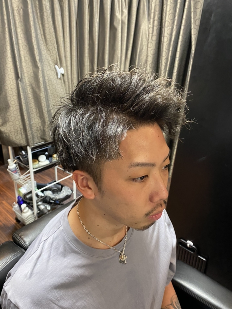 ツイストパーマ｜ヘアカタログ｜高級理容室 床屋 ヒロ銀座ヘアーサロン