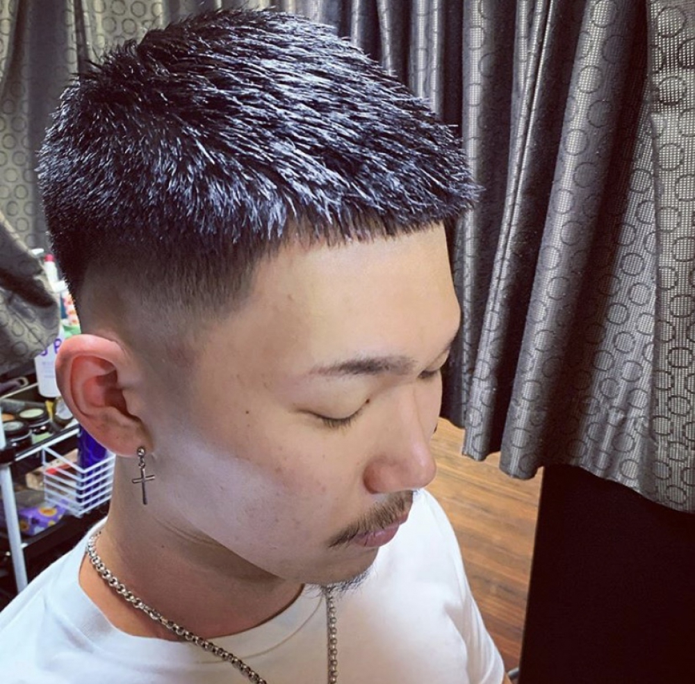 クロップドカット ヘアカタログ 高級理容室 床屋 ヘアサロン Premium Barber プレミアムバーバー