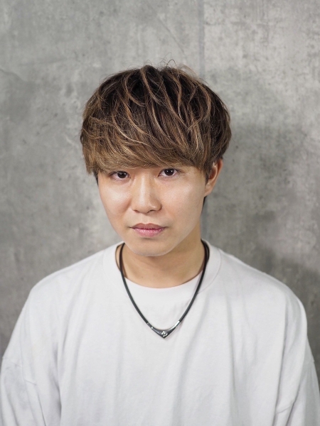 3月の新生活は「束感マッシュ」で好印象！銀座で叶うメンズヘア