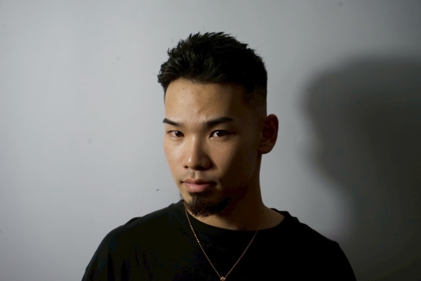 30代の冬を格上げ。清潔感と男らしさを両立する短髪スタイル