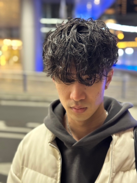 冬の銀座で映える！30代からの色気スパニッシュカール