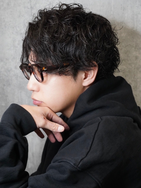 セットが格段に楽に！波巻きパーマの秘密