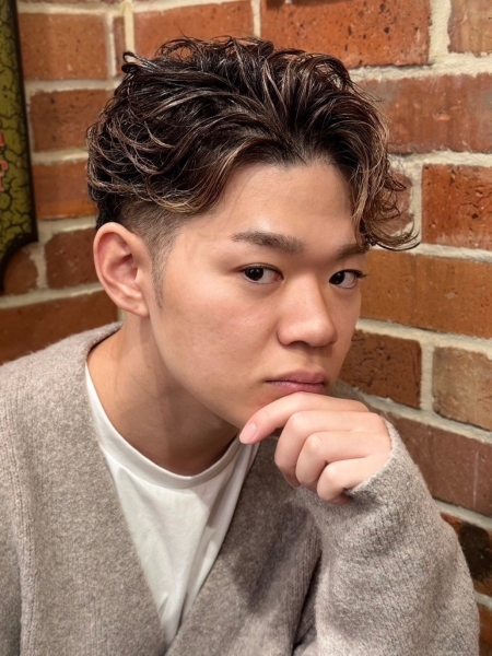 秋冬のモテ髪。色気漂う大人のスパニッシュカール