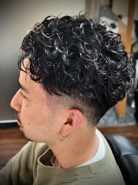 色気と清潔感を両立するツイストスパイラル