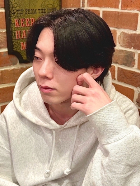 11月に差がつく！大人の余裕を感じるセンターパートマッシュ