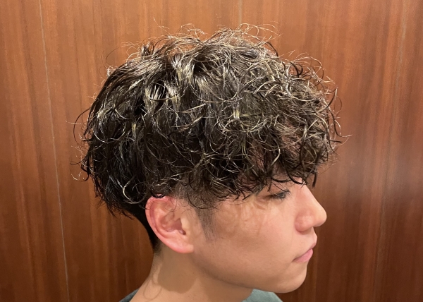 冬の直毛対策はパーマが最強