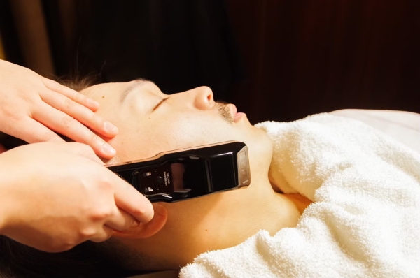 男の頭皮を変えるデンキバリブラシ