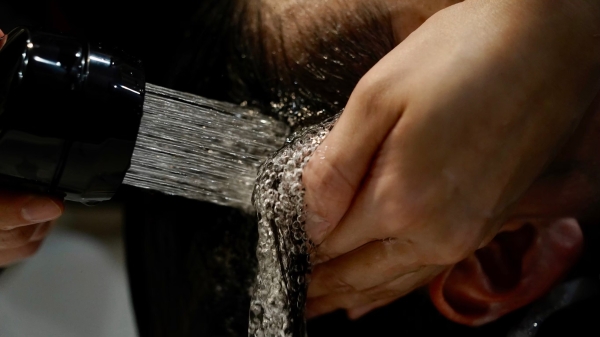 サロン洗浄で頭皮が生まれ変わる時間