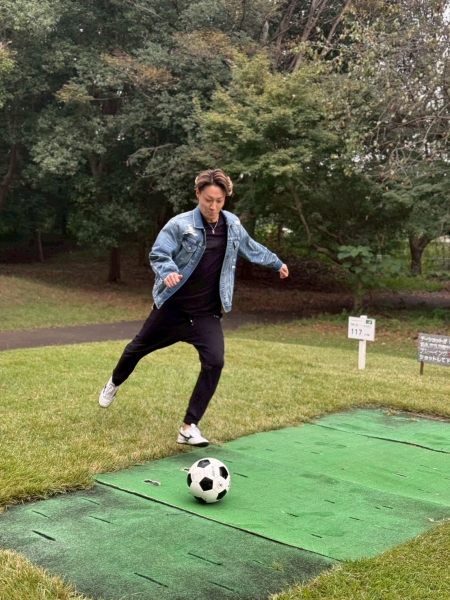 笑いと団結が生まれる男のフットゴルフ社員旅行