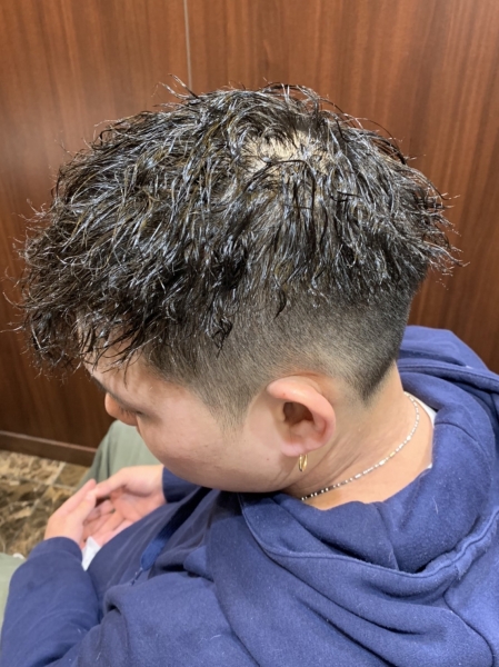 テーパーフェード ヘアカタログ 高級理容室 床屋 ヒロ銀座ヘアーサロン テーパーフェード ヘアカタログ 高級理容室 床屋 ヒロ銀座ヘアーサロン