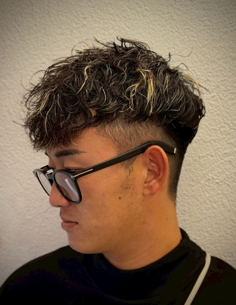 冬コーデに似合うメガネ別ヘア