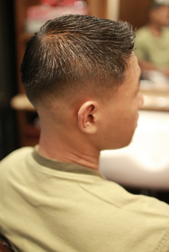 スキンフェード メンズカット 新宿理容室 フェードカット ヘアカタログ 高級理容室 床屋 ヒロ銀座ヘアーサロン