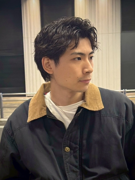 直毛メンズにおすすめの柔らかパーマスタイル