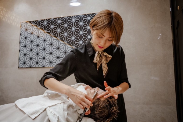 髪も心も整う大人の隠れ家バーバー💈