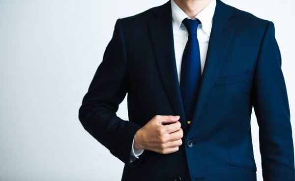 結婚式参列前に整える男の髪