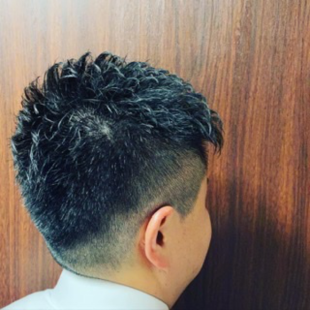 フェザーショート ヘアカタログ 高級理容室 床屋 ヒロ銀座ヘアーサロン フェザーショート ヘアカタログ 高級理容室 床屋 ヒロ銀座ヘアーサロン