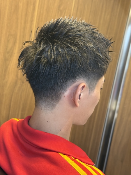 刈り上げvar.スパイキーショート