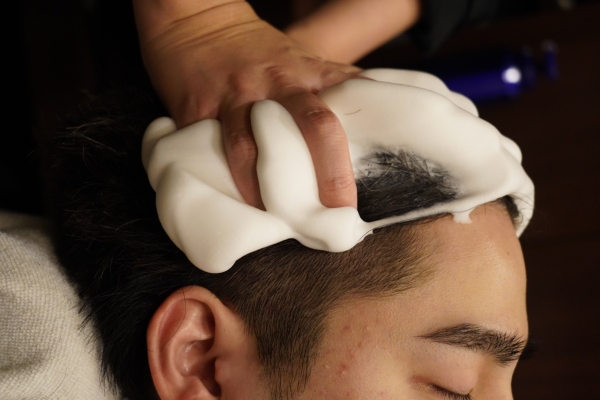 年末の疲れにはヘッドスパを。