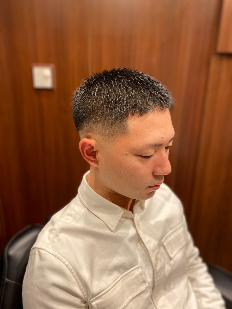 おしゃれボウズ ヘアカタログ 高級理容室 床屋 ヘアサロン Premium Barber プレミアムバーバー