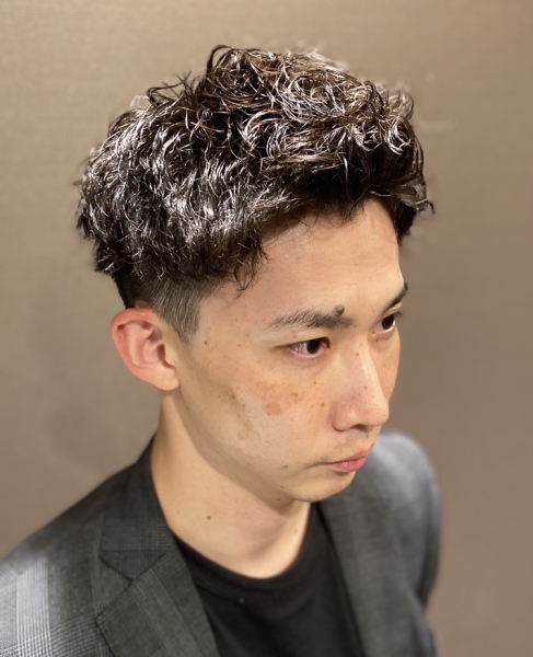 ツーブロックショートスパイラルパーマ