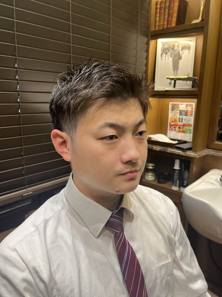 ビジネスショートスタイル