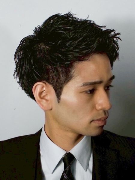 印象は髪で決まる！信頼感を与える理容室の“ビジネスヘア”