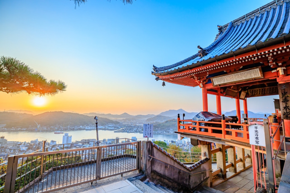 Experience a Japanese Barber During Your Trip to Onomichi & Hiroshima