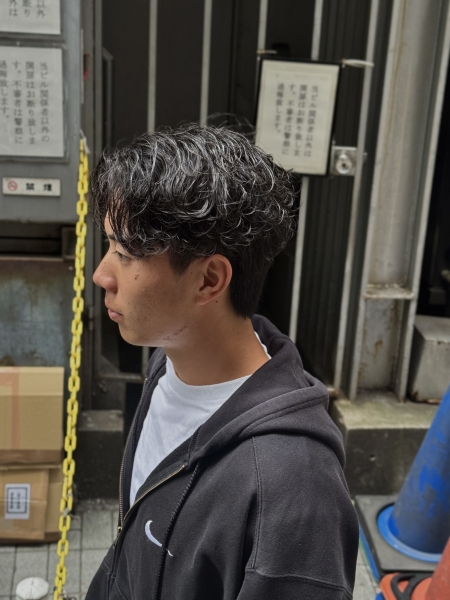 第一印象はヘアスタイルから