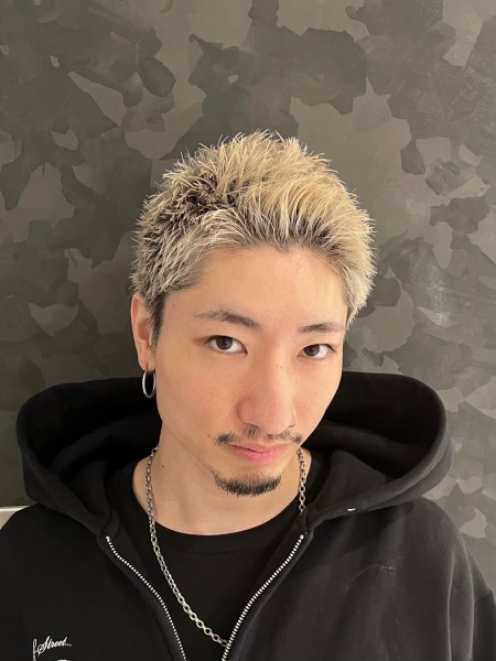 帽子を取ったら髪がぺたんこ…崩れにくいメンズヘアは？