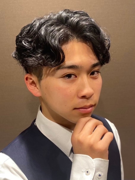 髪型が崩れにくい通勤ヘア